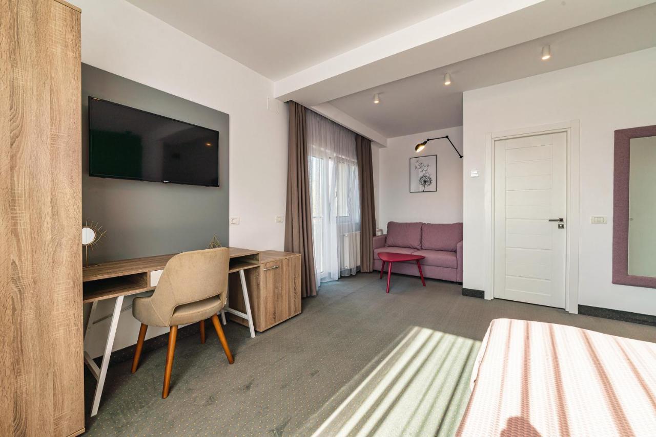 Saga Rooms Victoria  Exterior foto